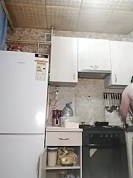 Holly-69 online show from January 16, 2026, 5:06 pm