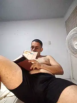 CRISTHIAN GREY01 online show from October 5, 2025, 6:23 am