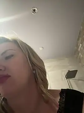 Snapshot of LanaShockk chatting on March 17, 2025, 7:48 pm LanaShockk online show from March 17, 2025, 7:48 pm