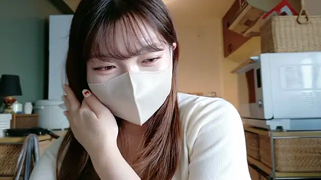 Snapshot of _Yui_ chatting on September 29, 2025, 7:13 am Yui online show from September 29, 2025, 7:13 am