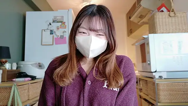 Snapshot of _Yui_ chatting on October 24, 2025, 3:25 am Yui online show from October 24, 2025, 3:25 am