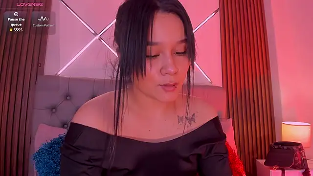 alisson sanders online show from April 11, 2026, 1:37 pm