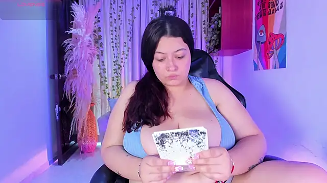 JulietaKane online show from May 23, 2026, 10:03 pm