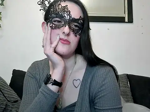 Snapshot of LexiSnowUK chatting on January 22, 2025, 7:24 pm LexiSnowUK online show from January 22, 2025, 7:24 pm