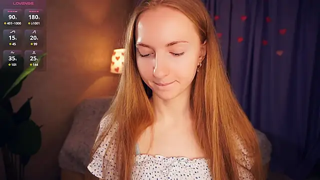 Snapshot of EsmaCarll chatting on March 2, 2025, 8:50 pm EsmaCarll online show from March 2, 2025, 8:50 pm