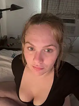 Snapshot of OverlookedHonesty9 chatting on March 31, 2026, 1:22 pm OverlookedHonesty9 online show from March 31, 2026, 1:22 pm