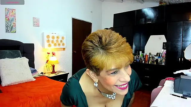 Angelina Stone 65 online show from July 24, 2026, 2:31 am
