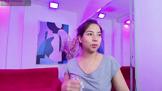 Ema louis  online show from March 10, 2025, 12:37 pm