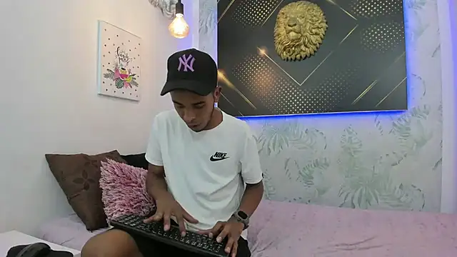 JordanAndAndrew online show from January 17, 2025, 7:38 pm