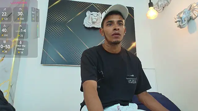 JordanAndAndrew online show from October 2, 2025, 7:43 pm