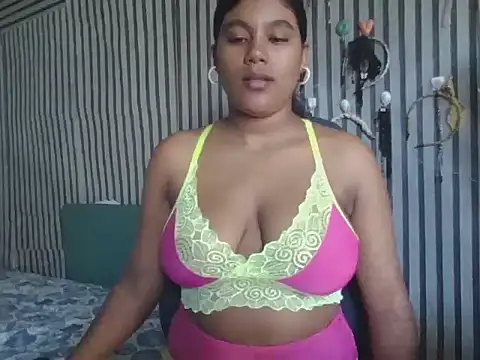 Lilmisskay18 online show from February 25, 2026, 8:13 am