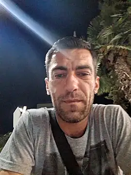 Snapshot of Greecefuck chatting on June 4, 2026, 10:16 pm Greecefuck online show from June 4, 2026, 10:16 pm