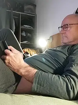 bogland33 online show from March 30, 2026, 6:31 pm