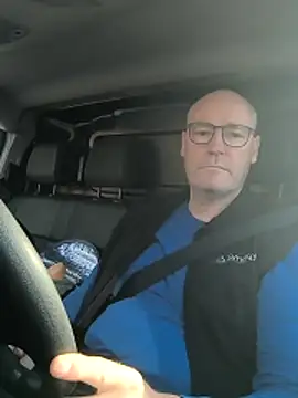 bogland33 online show from April 17, 2026, 4:10 pm