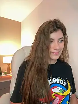 Snapshot of ARITOO_ chatting on January 1, 2025, 10:54 am ARITOO online show from January 1, 2025, 10:54 am