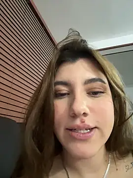 Snapshot of ARITOO_ chatting on January 24, 2025, 4:05 am ARITOO online show from January 24, 2025, 4:05 am