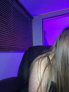 Snapshot of ARITOO_ chatting on March 16, 2025, 8:10 am ARITOO online show from March 16, 2025, 8:10 am