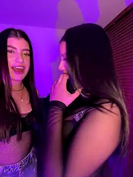 Snapshot of ARITOO_ chatting on October 2, 2025, 1:01 am ARITOO online show from October 2, 2025, 1:01 am