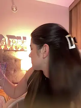 Snapshot of ARITOO_ chatting on February 8, 2026, 4:27 am ARITOO online show from February 8, 2026, 4:27 am