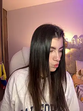 ARITOO  online show from April 9, 2026, 6:13 am