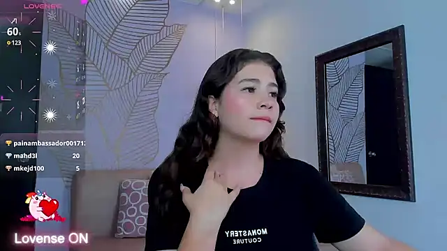 KarenPautt online show from January 11, 2025, 9:15 pm