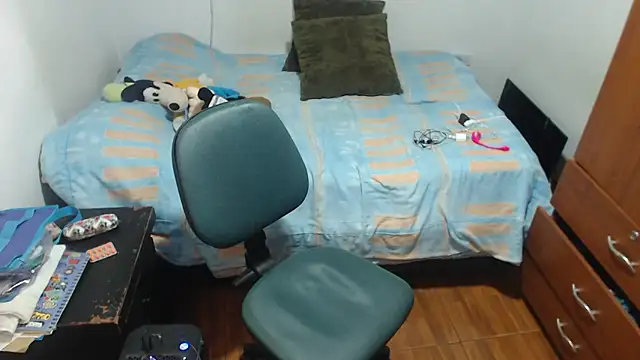 Snapshot of carolina_linarez69 chatting on October 4, 2025, 11:25 pm carolina linarez69 online show from October 4, 2025, 11:25 pm