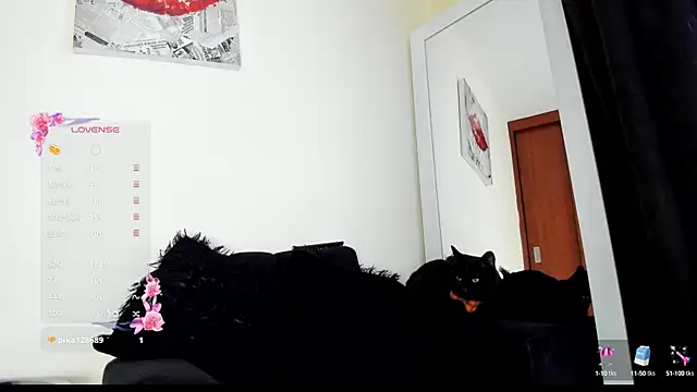 Snapshot of its__angelica_ chatting on October 19, 2025, 8:20 pm its angelica online show from October 19, 2025, 8:20 pm