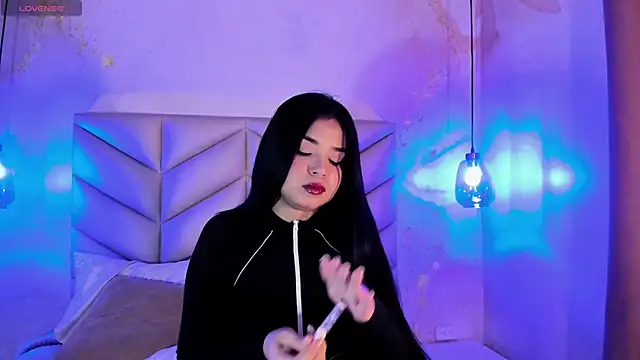 AuroraFiore online show from February 21, 2025, 6:26 pm