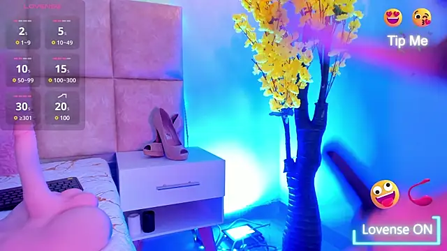 Snapshot of Doyeon_Dae chatting on February 9, 2025, 2:38 am Doyeon Dae online show from February 9, 2025, 2:38 am