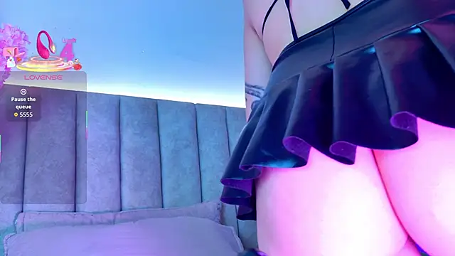 Snapshot of Doyeon_Dae chatting on September 18, 2025, 2:35 am Doyeon Dae online show from September 18, 2025, 2:35 am