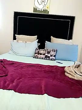 Snapshot of contagiousqueen chatting on February 8, 2026, 12:19 pm contagiousqueen online show from February 8, 2026, 12:19 pm