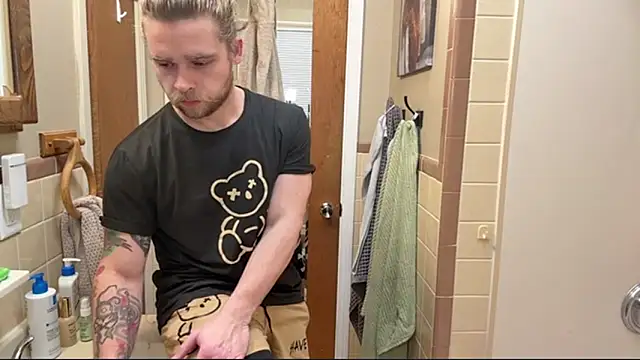 DaddydayDrinkzz online show from December 17, 2025, 5:24 am