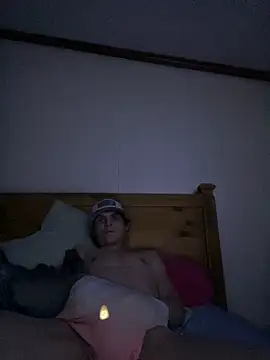 Snapshot of devinshd chatting on February 20, 2025, 1:51 pm devinshd online show from February 20, 2025, 1:51 pm