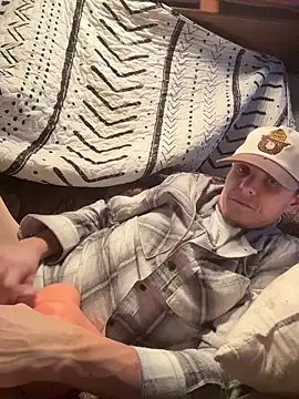 Snapshot of devinshd chatting on November 6, 2025, 12:11 am devinshd online show from November 6, 2025, 12:11 am