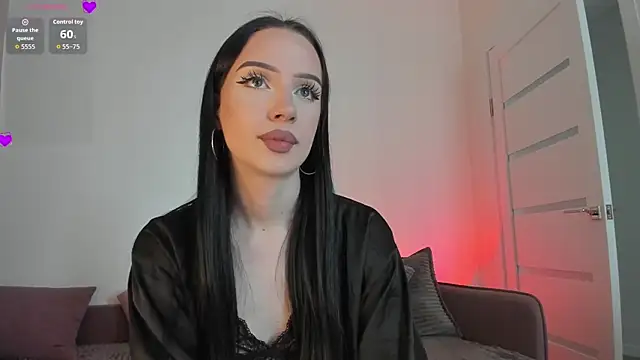 Snapshot of flora_off chatting on June 27, 2026, 8:19 am flora off online show from June 27, 2026, 8:19 am