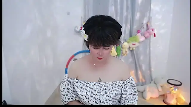 Snapshot of Fan_ting chatting on October 11, 2025, 3:21 pm Fan ting online show from October 11, 2025, 3:21 pm