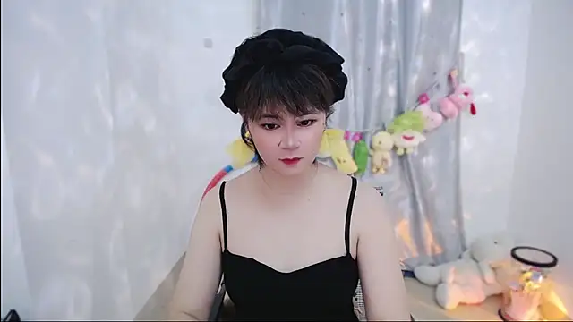 Snapshot of Fan_ting chatting on October 14, 2025, 11:44 am Fan ting online show from October 14, 2025, 11:44 am