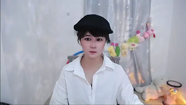 Snapshot of Fan_ting chatting on October 17, 2025, 4:59 am Fan ting online show from October 17, 2025, 4:59 am