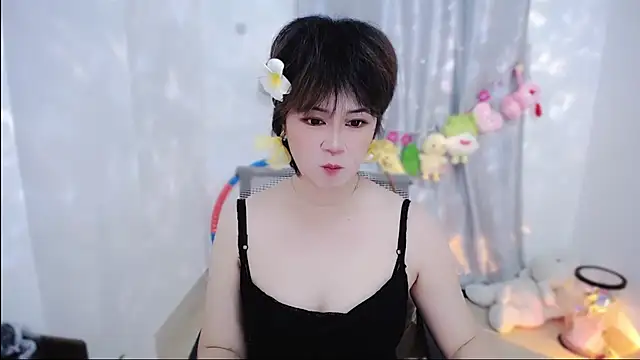 Snapshot of Fan_ting chatting on November 3, 2025, 3:08 am Fan ting online show from November 3, 2025, 3:08 am