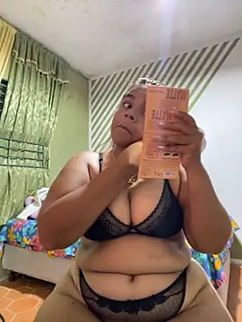 Evabigass online show from October 2, 2025, 9:00 pm