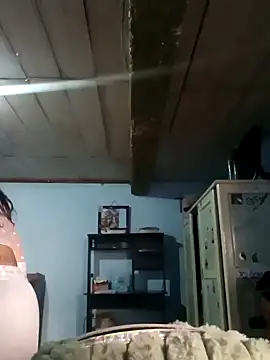 Elvishcassie  online show from January 29, 2025, 9:07 pm