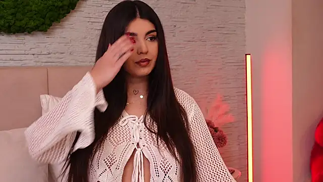 RachelSwaan online show from December 10, 2024, 4:34 am