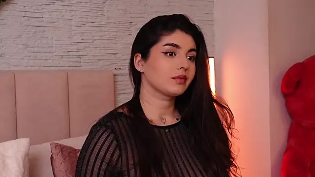 RachelSwaan online show from January 10, 2025, 10:50 am