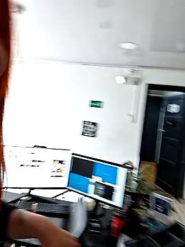 Snapshot of RoxieJackson chatting on January 14, 2025, 3:26 pm RoxieJackson online show from January 14, 2025, 3:26 pm