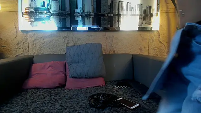 Layla 707 online show from September 13, 2025, 10:53 pm