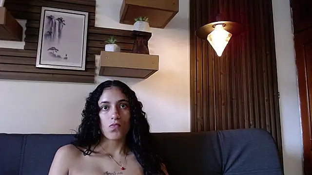 Layla 707 online show from November 15, 2025, 8:38 pm