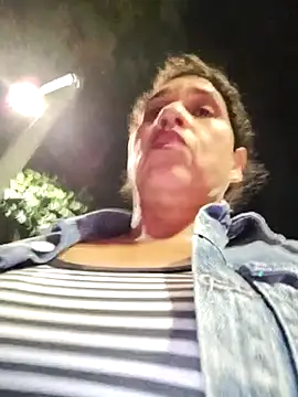 siri duque online show from March 13, 2025, 10:26 am