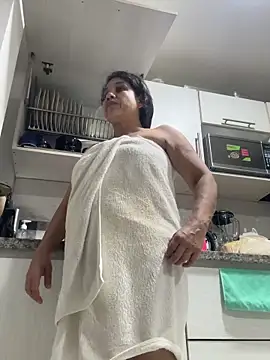 Snapshot of siri_duque chatting on February 13, 2026, 1:23 am siri duque online show from February 13, 2026, 1:23 am