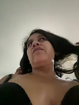 Snapshot of siri_duque chatting on February 18, 2026, 2:29 am siri duque online show from February 18, 2026, 2:29 am