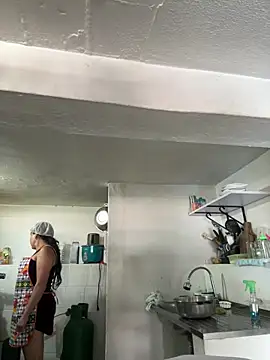 Snapshot of siri_duque chatting on March 1, 2026, 2:08 pm siri duque online show from March 1, 2026, 2:08 pm